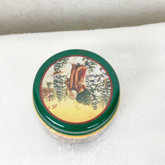 Vintage Claire Burke Oh Christmas Tree Santa Perfumed Candle Evergreen Round Tin - Picture 6 of 8